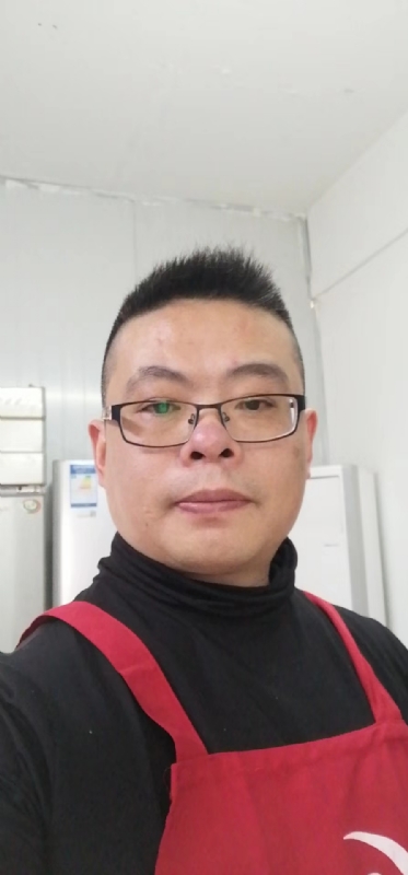 努力奋斗的第一张照片--昆明相亲服务中心