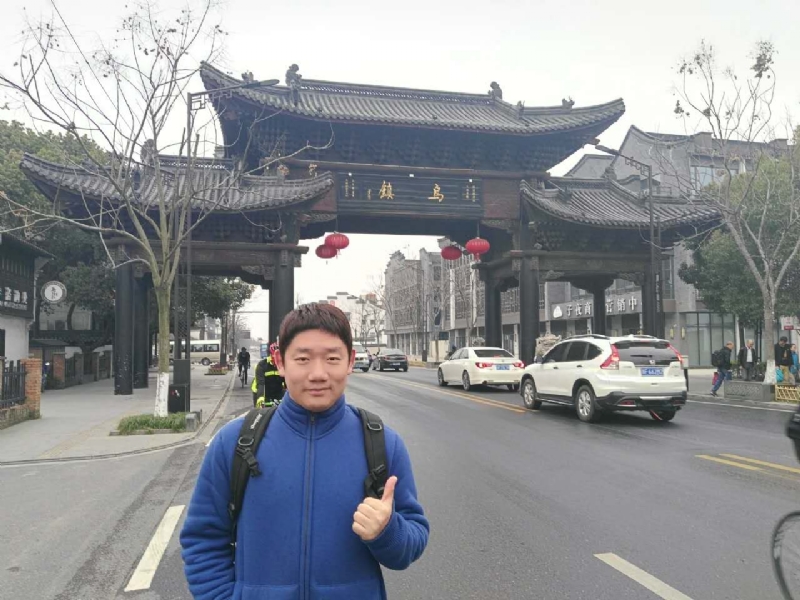 秋风秋雨的第一张照片--昆明相亲服务中心