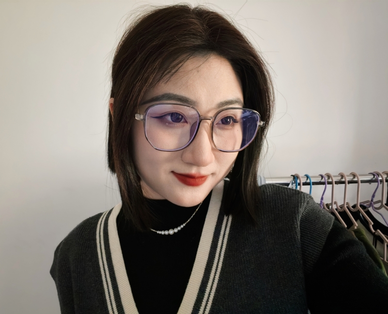 Helen的第一张照片--昆明相亲服务中心