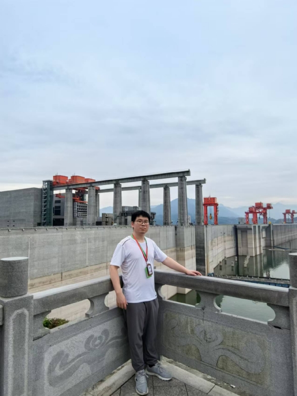 xhfsx的第一张照片--昆明相亲服务中心