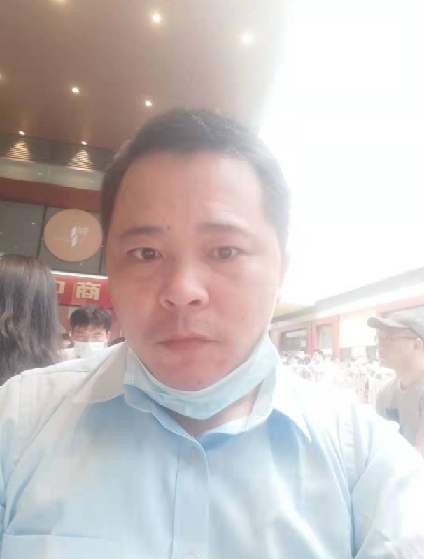 l蓝莲的第一张照片--昆明相亲服务中心