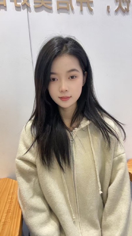 草莓奶昔的第一张照片--昆明相亲服务中心