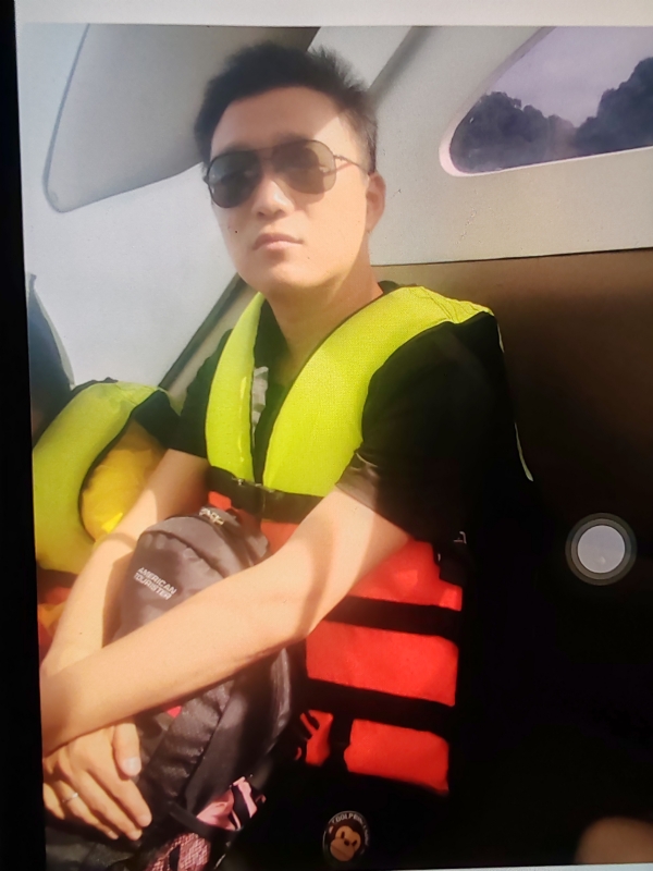 座看烟霞散的第一张照片--昆明相亲服务中心