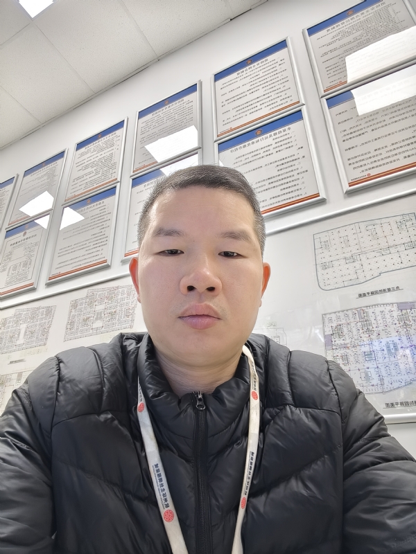 骑着蜗牛看世界的第一张照片--昆明相亲服务中心