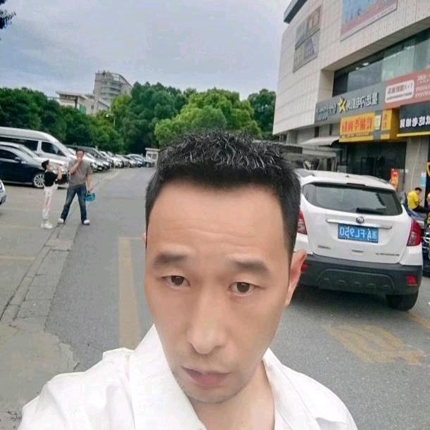 小林的第一张照片--昆明相亲服务中心