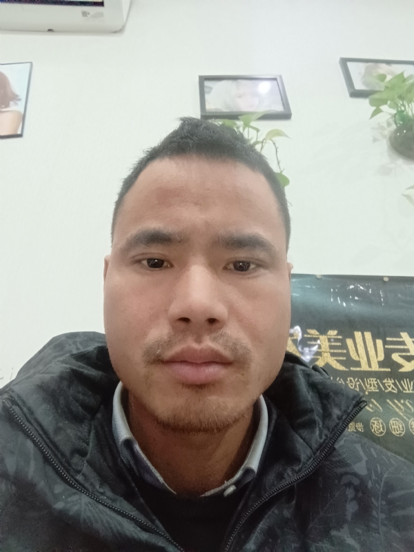 liuliyong的第一张照片--昆明相亲服务中心