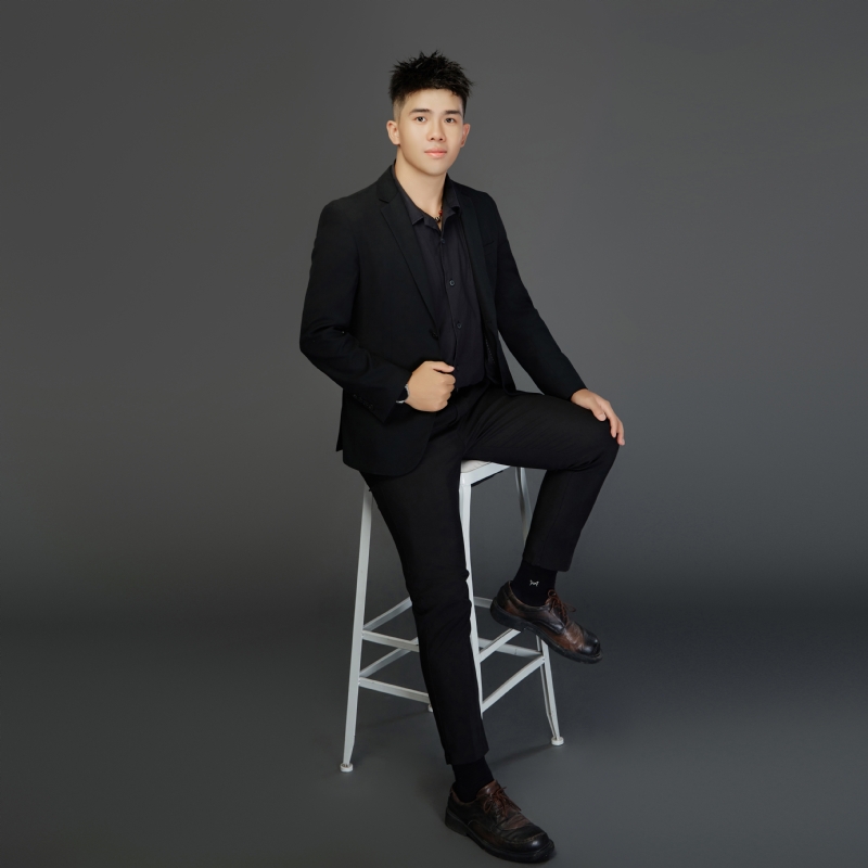 阿龙设计师的第五张照片--昆明相亲服务中心