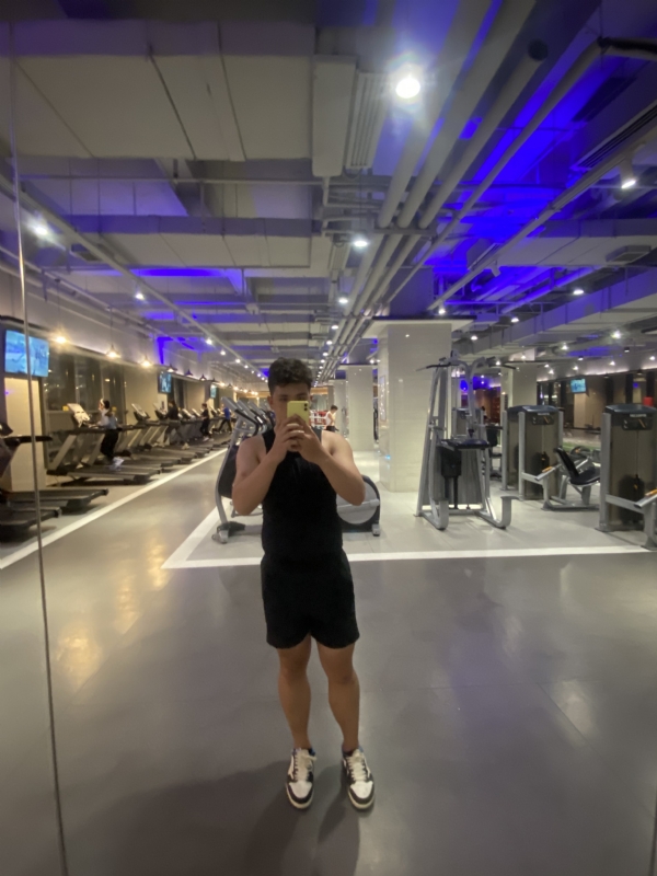 阿龙设计师的第六张照片--昆明相亲服务中心