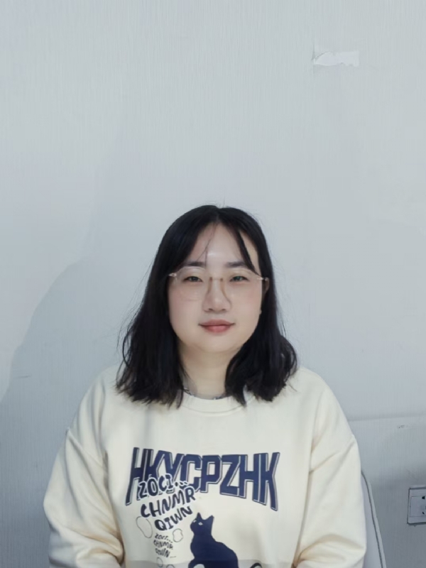 雪舞的第一张照片--昆明相亲服务中心