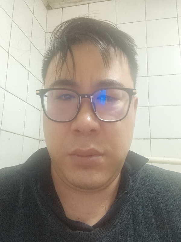 迷失自我的第一张照片--昆明相亲服务中心