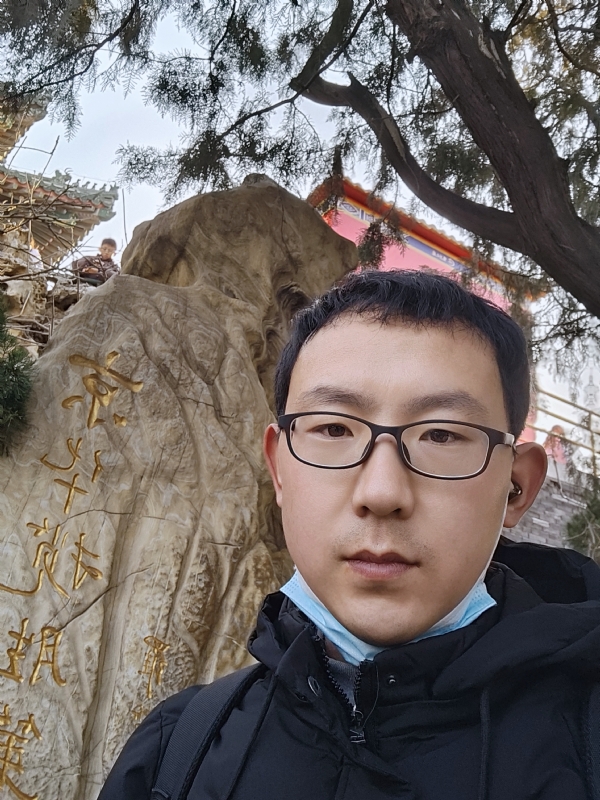 小徐要努力的第一张照片--昆明相亲服务中心