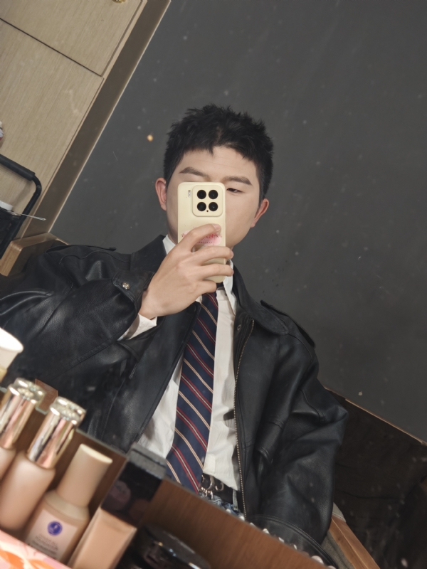 郝天翔的第一张照片--昆明相亲服务中心