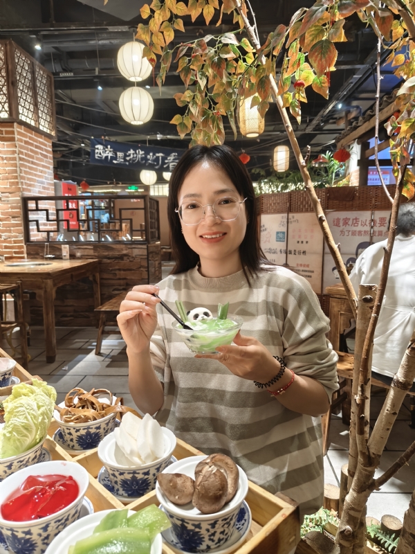 初秋的第二张照片--昆明相亲服务中心