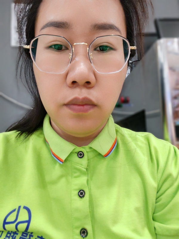 麻花小辫的第一张照片--昆明相亲服务中心