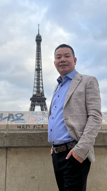 阳光灿烂的日子的第一张照片--昆明相亲服务中心