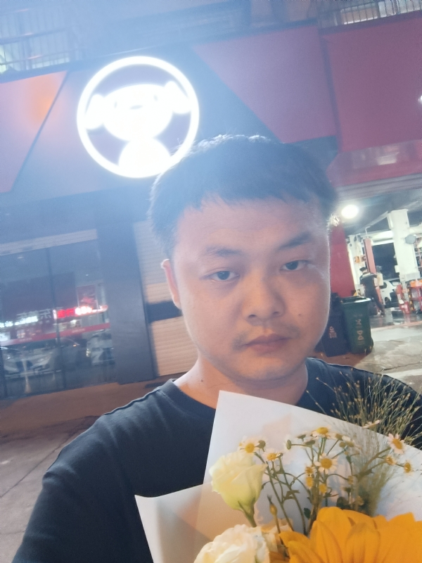 小陈的第一张照片--昆明相亲服务中心