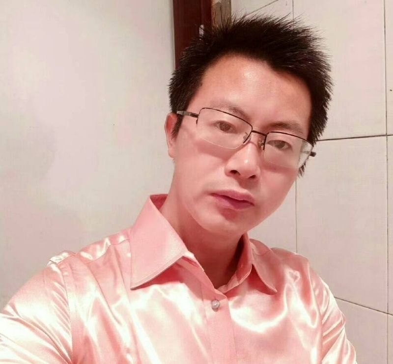 亮亮的第一张照片--昆明相亲服务中心