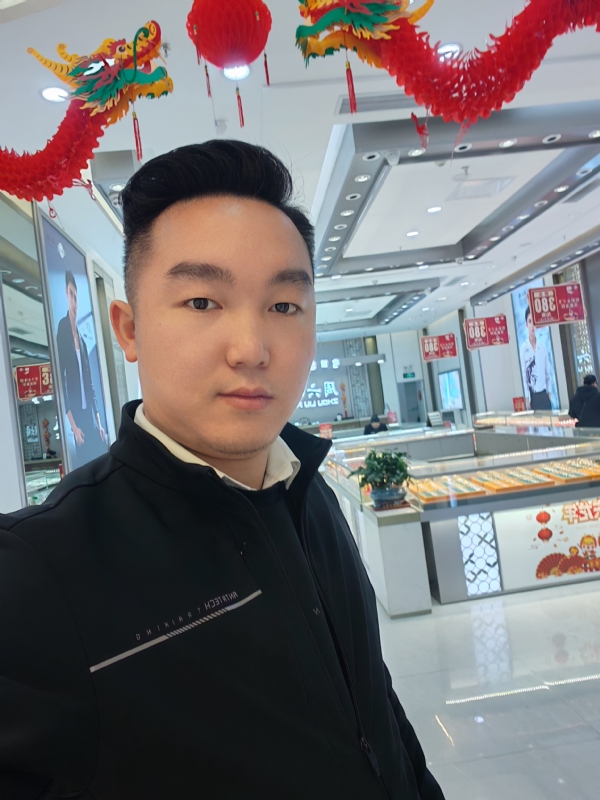 龍鳯壹生美的第一张照片--昆明相亲服务中心