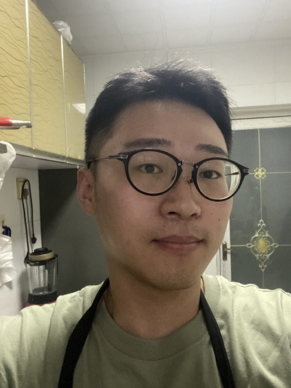 何方妖孽的第一张照片--昆明相亲服务中心