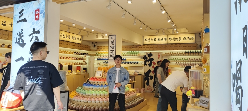 lilili109y的第三张照片--昆明相亲服务中心