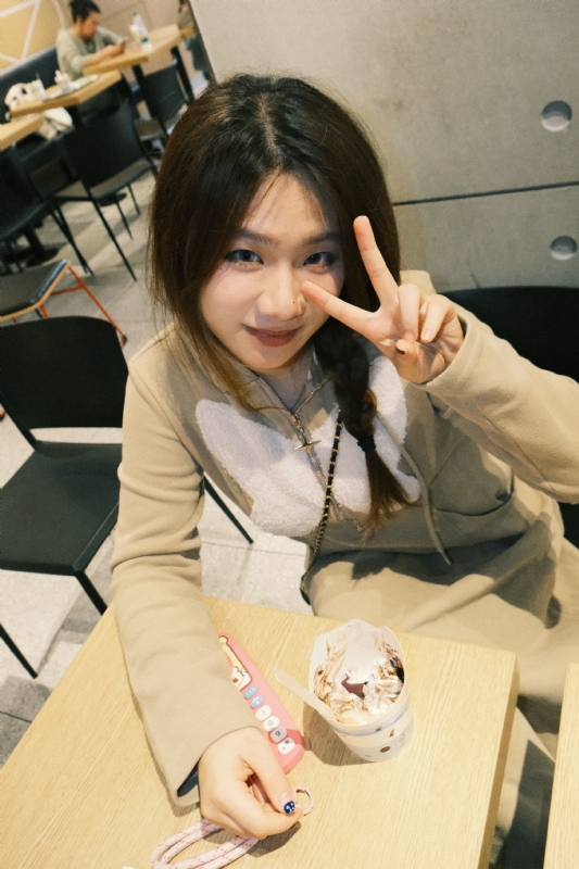 优雅的土拨鼠的第三张照片--昆明相亲服务中心