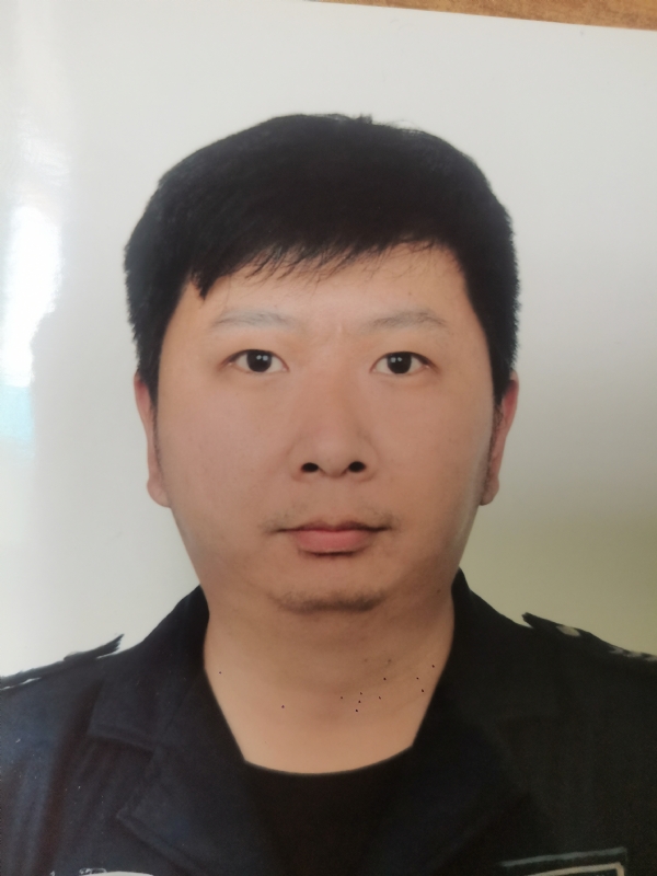 吕嘉的第一张照片--昆明相亲服务中心