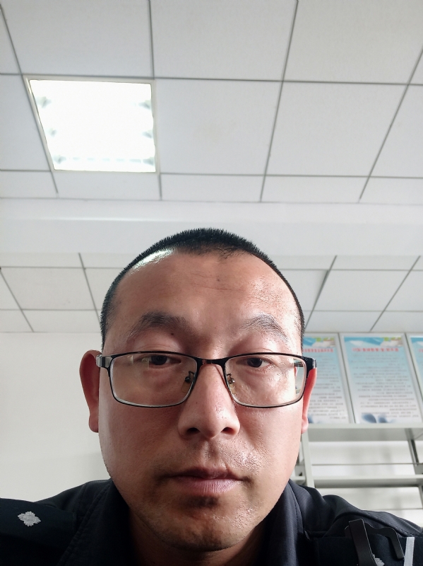 布鲁斯贺的第三张照片--昆明相亲服务中心