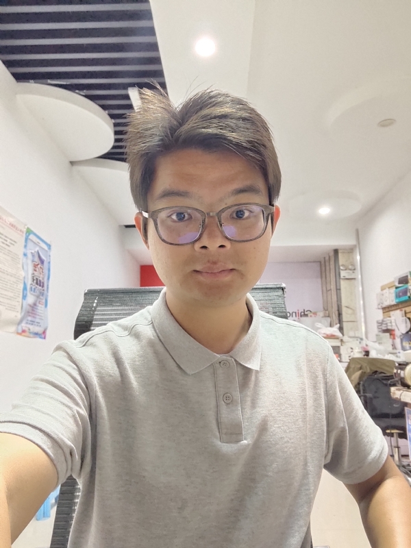 华兴通讯的第一张照片--昆明相亲服务中心