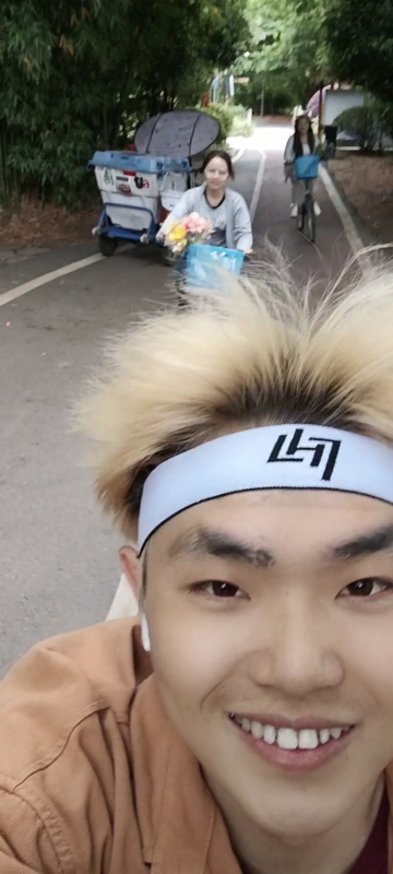 求安稳的第一张照片--昆明相亲服务中心