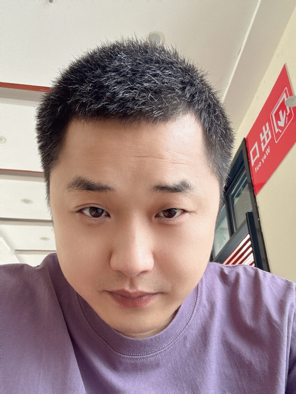 五是五的第一张照片--昆明相亲服务中心