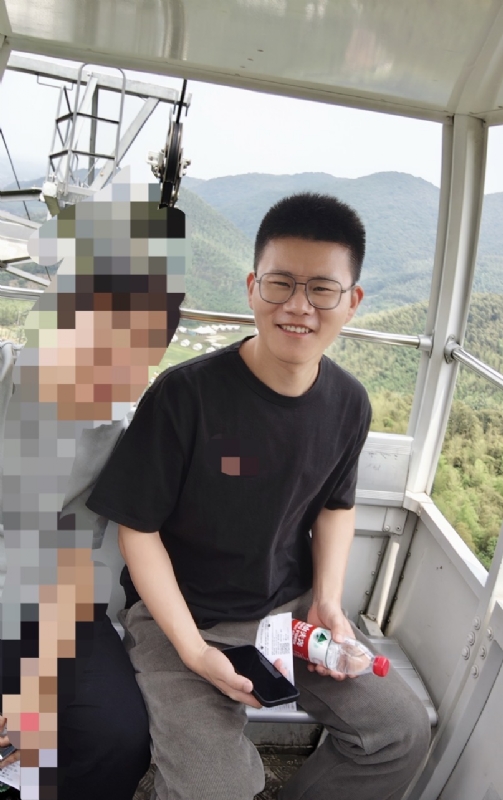 奔奔笨笨的第三张照片--昆明相亲服务中心