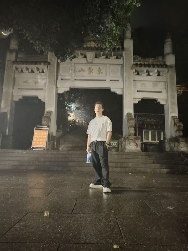 慕晨的第一张照片--昆明相亲服务中心