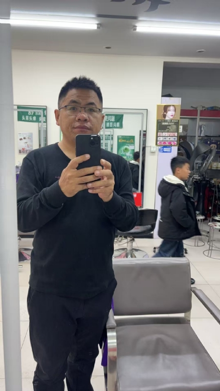 王计盖的第一张照片--昆明相亲服务中心