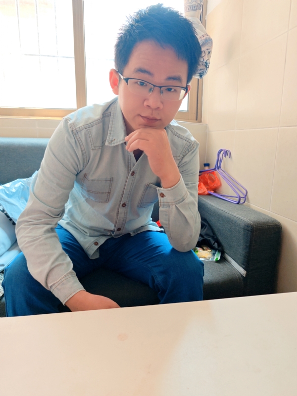 红尘一粟的第二张照片--昆明相亲服务中心