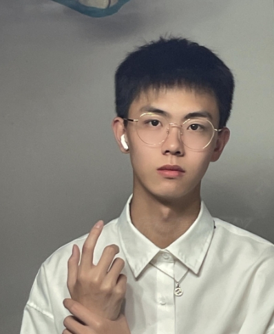 李寒外改英文可家的第二张照片--昆明相亲服务中心