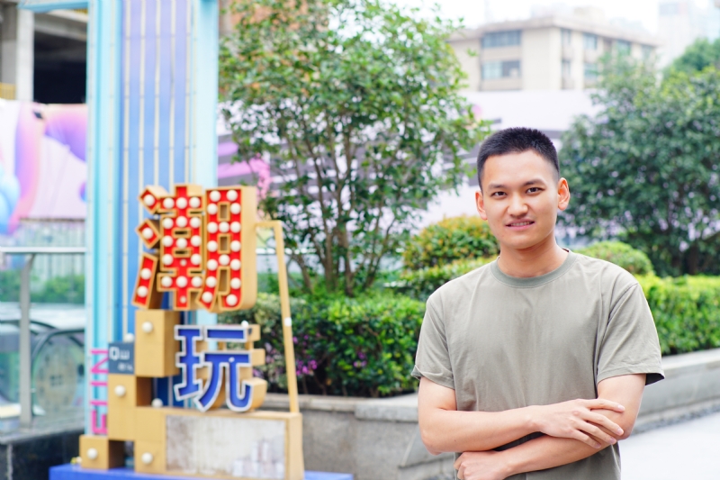 陌上烟雨的第一张照片--昆明相亲服务中心