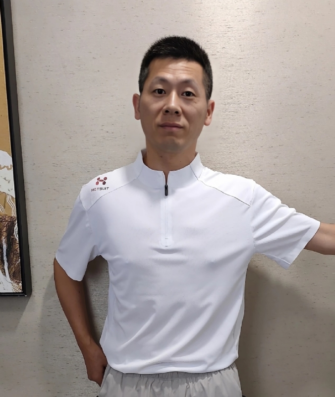 红旗下长大的第一张照片--昆明相亲服务中心