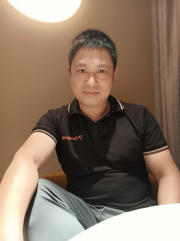 影子的第一张照片--昆明相亲服务中心