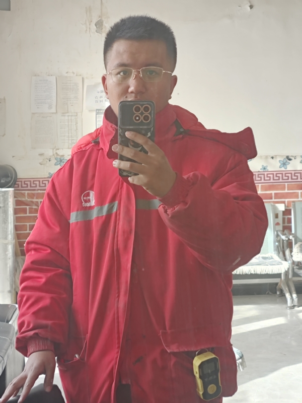 鹤某的第二张照片--昆明相亲服务中心