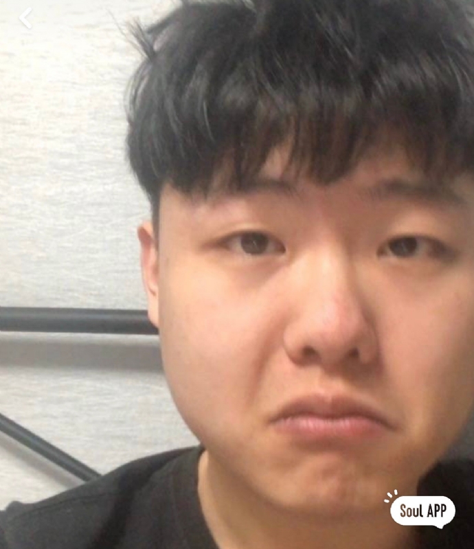 方方正正的第一张照片--昆明相亲服务中心