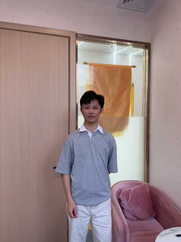 小叶子的第一张照片--昆明相亲服务中心