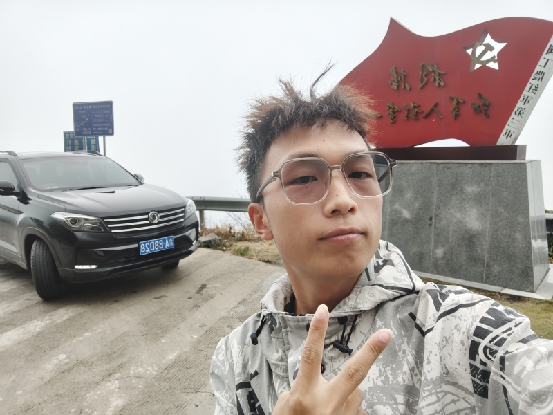 六十一的第一张照片--昆明相亲服务中心