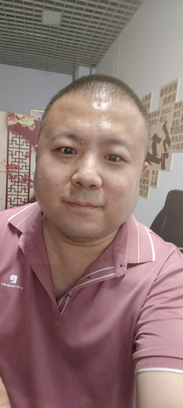 漫步星辰的第一张照片--昆明相亲服务中心