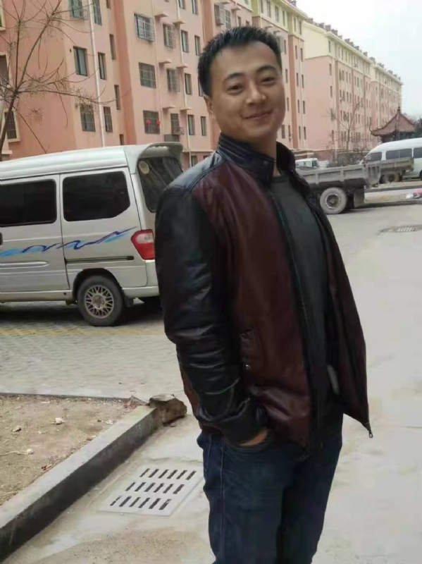 云淡风轻的第一张照片--昆明相亲服务中心