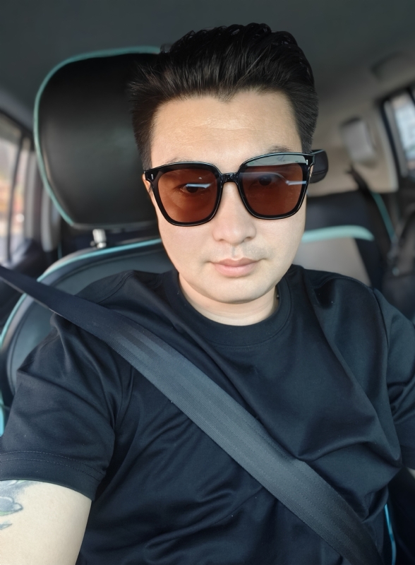 凡哥的第一张照片--昆明相亲服务中心