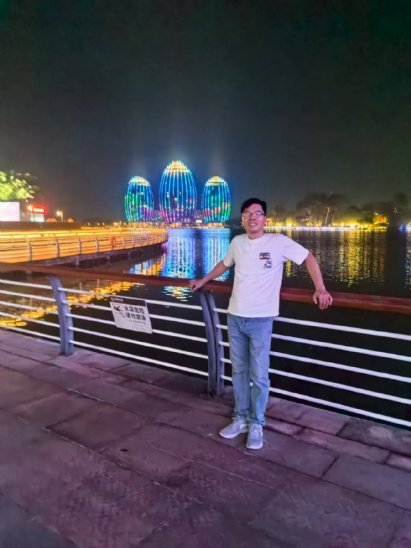 千年老妖的第一张照片--昆明相亲服务中心