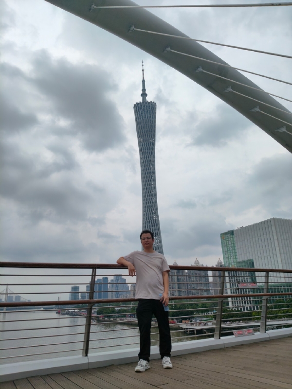 幻胧的第一张照片--昆明相亲服务中心