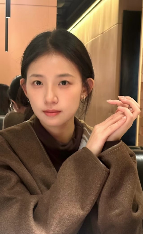 小曼的第一张照片--昆明相亲服务中心