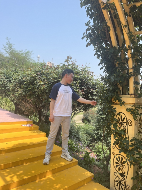 罗湘的第一张照片--昆明相亲服务中心