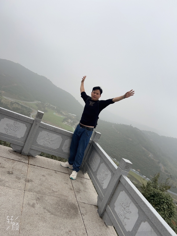 择一人白头偕老的第三张照片--昆明相亲服务中心